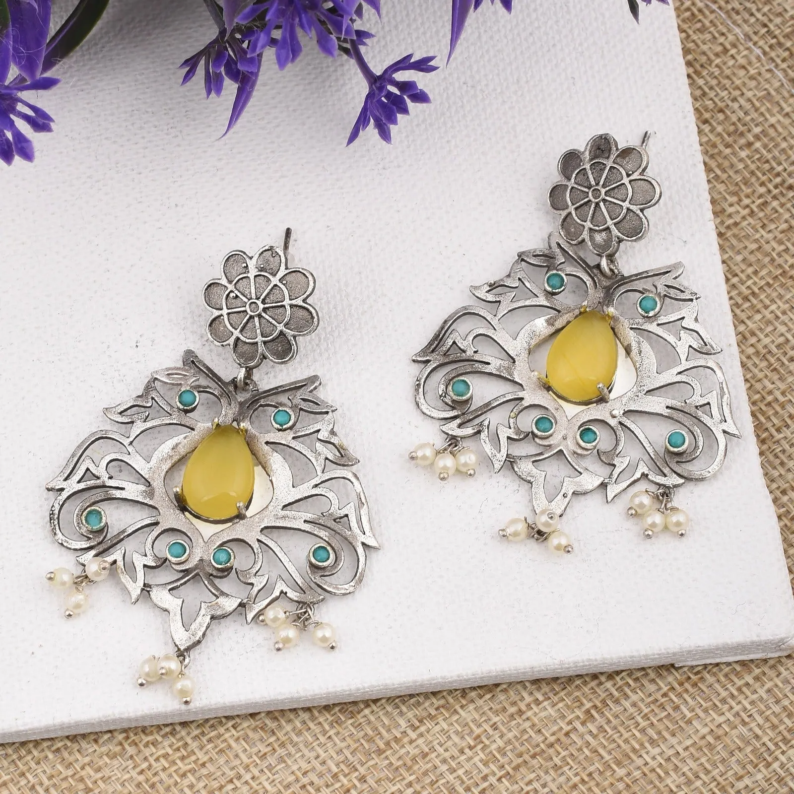 Hazel Floral Dangler Earrings