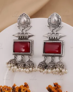 Maanya Dangler Earrings - wxo