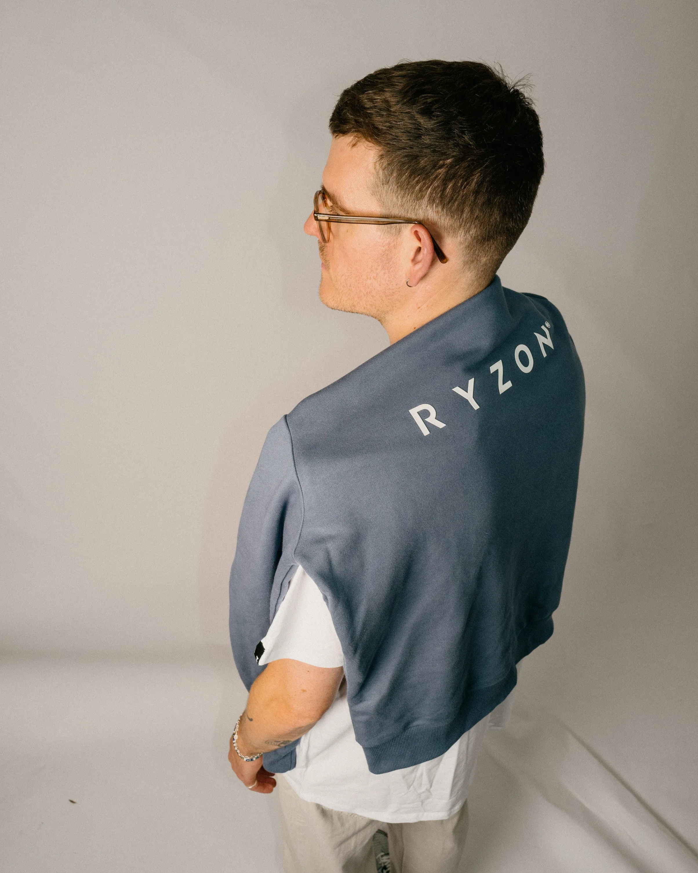 Rhythm Unisex Crewneck "Typelogo"