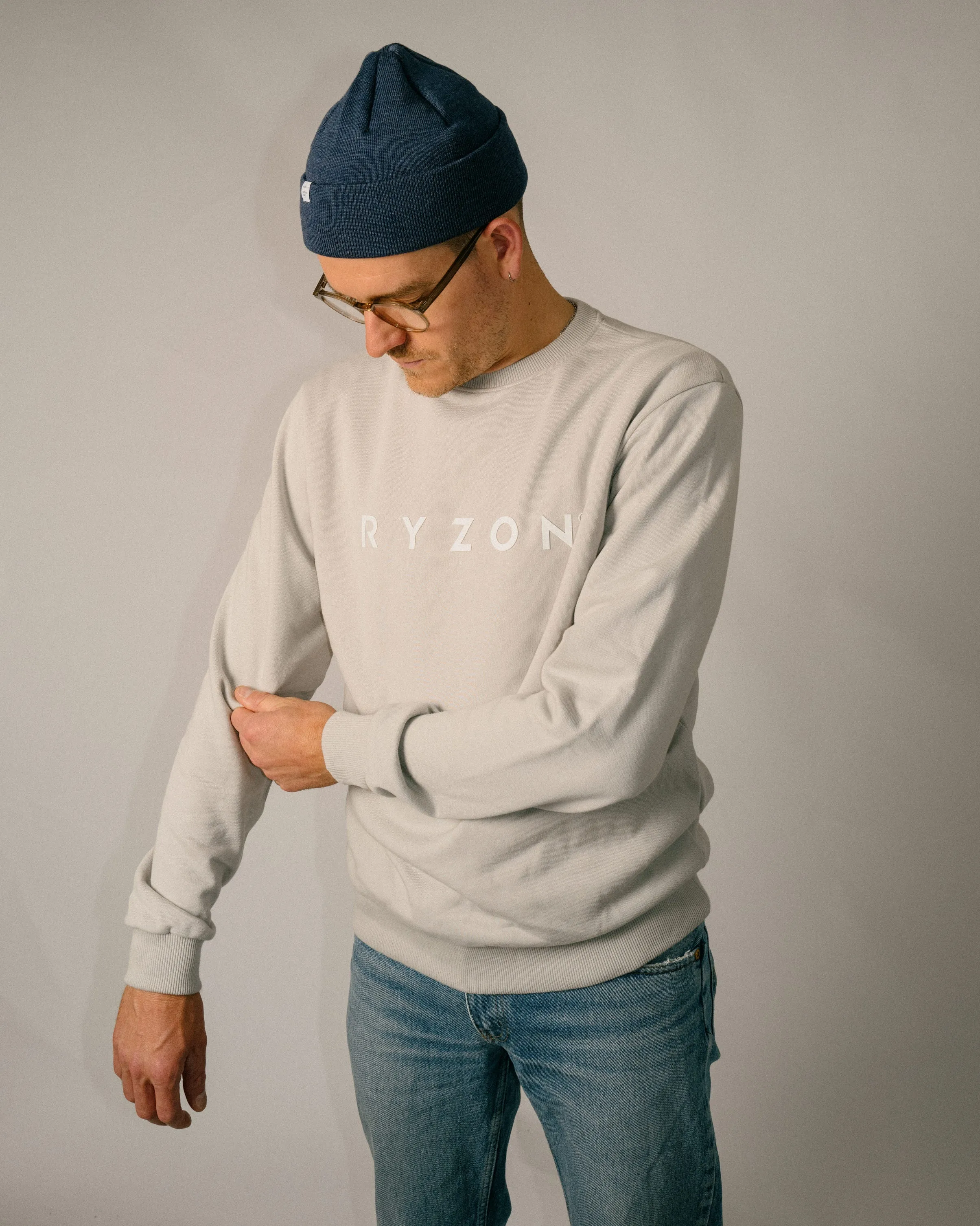 Rhythm Unisex Crewneck "Typelogo"